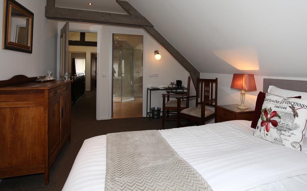 Walnut Lodge Bed & Breakfast Noorbeek Exteriör bild
